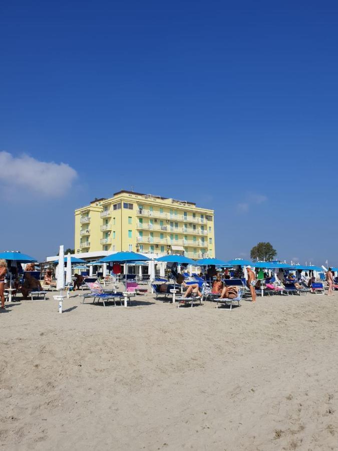 리도 디 폼포사 Giovanni In Romantic Adria On The Beach 아파트 외부 사진